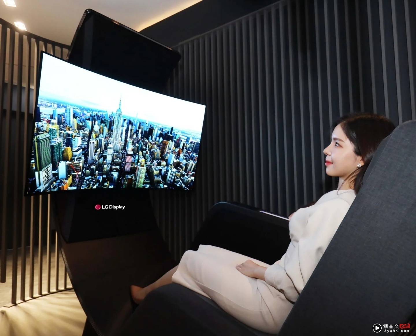 LG 发表多款曲面 OLED 萤幕应用概念，将会在 2022 年 CES 上抢先登场 数码科技 图2张